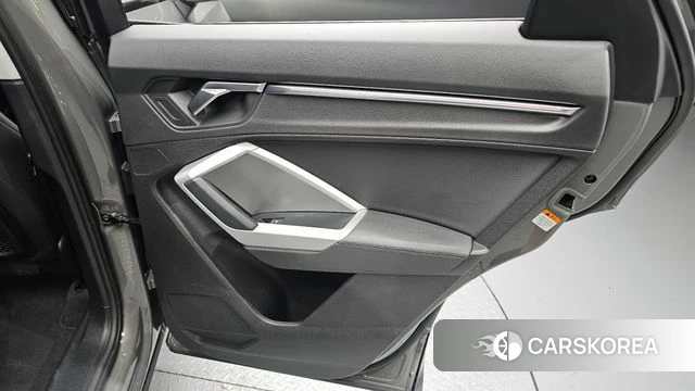 Audi Q3 (F3) id 4573521 из Кореи 17