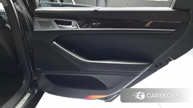 Genesis G80 id 4490795 из Кореи 17