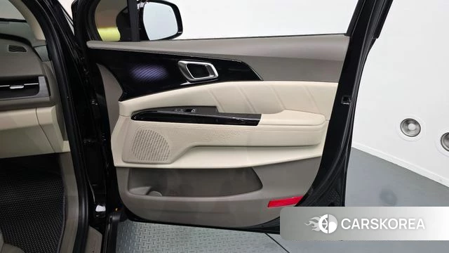 Kia Carnival 4th generation id 4636567 из Кореи 17