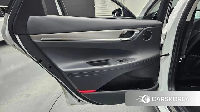Hyundai The New Grandeur IG Hybrid id 4586551 из Кореи 17