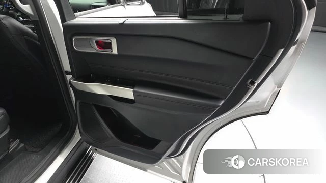 Ford Explorer 6th Generation id 4303846 из Кореи 17