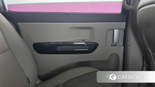 Kia All New Carnival id 4785903 из Кореи 17