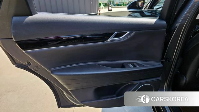 Genesis G80 (RG3) id 4535820 из Кореи 17