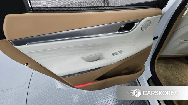 Hyundai The New Grandeur IG id 4667178 из Кореи 17
