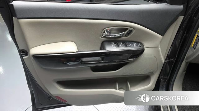 Kia The New Carnival id 4703199 из Кореи 17