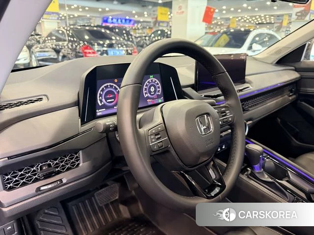 Honda Accord id 4328657 из Китая 17