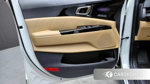 Kia Carnival 4th generation id 4702015 из Кореи 17