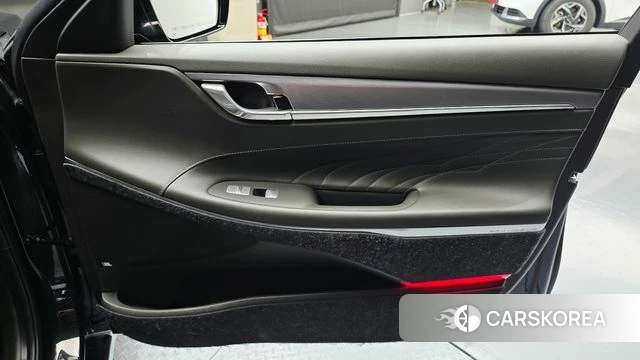 Hyundai The New Grandeur IG Hybrid id 4446958 из Кореи 17
