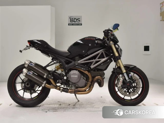 Проданный Ducati MONSTER 1100 EVO 2012 из Японии