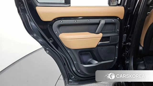 Land Rover Defender (L663) id 4493615 из Кореи 17