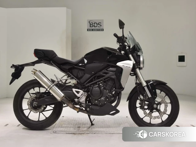 Проданный Honda CB250R 2018 из Японии, фото 2