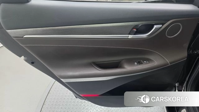 Hyundai Grandeur IG Hybrid id 4626422 из Кореи 17