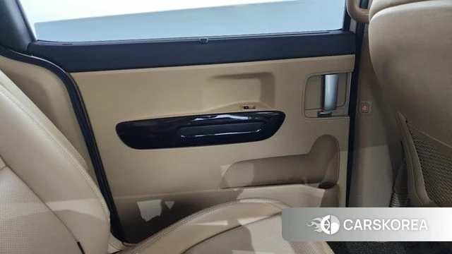Kia The New Carnival id 4390546 из Кореи 17