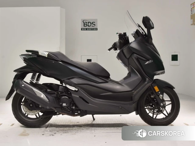 Проданный Honda FORZA 2018 из Японии