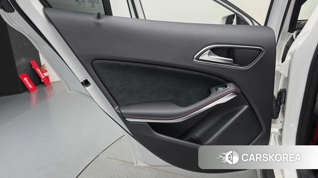 Mercedes-Benz GLA-Class X156 id 4424599 из Кореи 17