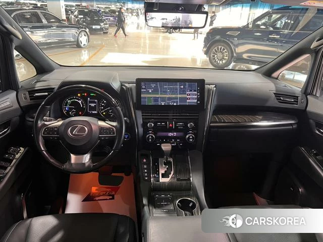 Lexus LM id 3908337 из Китая 17