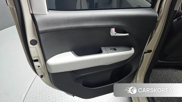 Kia The New Kia Ray EV id 4499851 из Кореи 16
