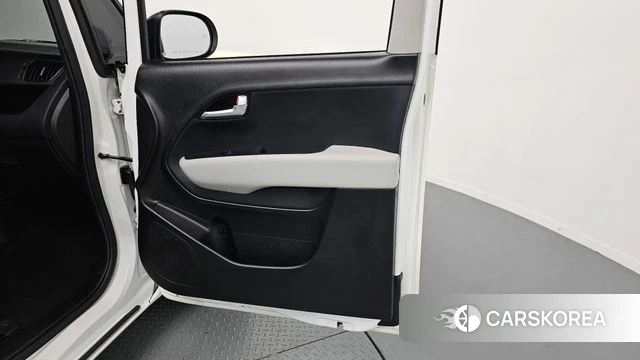 Kia The New Kia Ray id 4494680 из Кореи 17