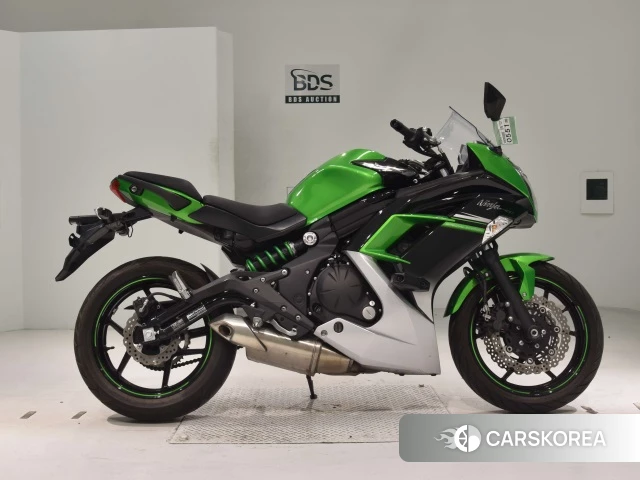 Проданный Kawasaki NINJA 400 2017 из Японии