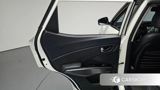 Ssangyong Berry New Tivoli id 4785525 из Кореи 17