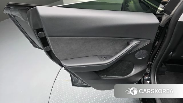 Tesla Model Y id 4768089 из Кореи 17