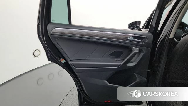 Volkswagen Tiguan Allspace id 4696907 из Кореи 17