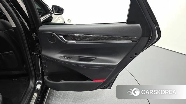 Hyundai Grandeur IG id 4900386 из Кореи 17