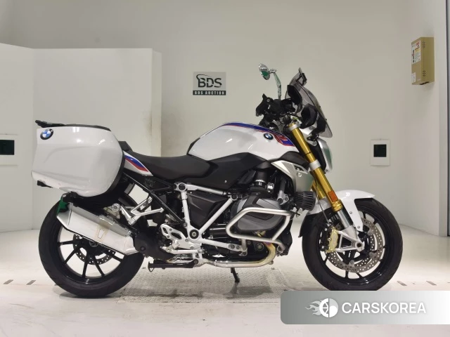 Проданный BMW R1250R 2020 из Японии
