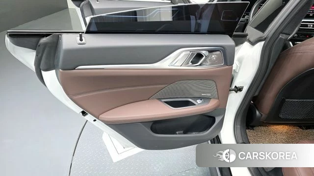 BMW i4 id 4223284 из Кореи 17