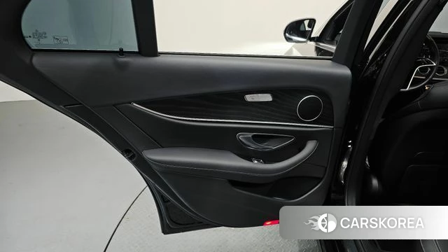 Mercedes-Benz E-Class W213 id 4691681 из Кореи 17