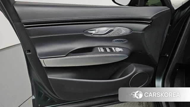 Genesis GV70 id 4550599 из Кореи 17