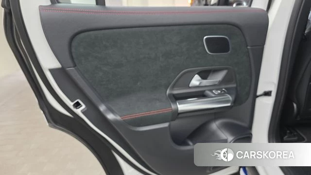 Mercedes-Benz EQA H243 id 4349289 из Кореи 17
