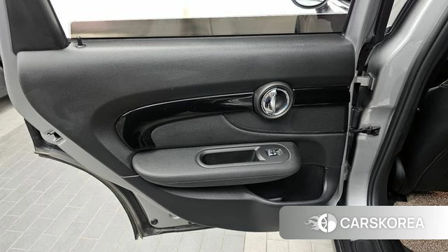 Mini Cooper Clubman id 4281218 из Кореи 17
