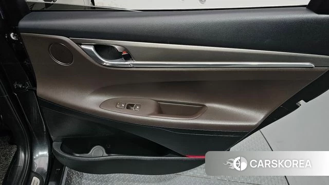 Hyundai The New Grandeur IG id 4390031 из Кореи 17