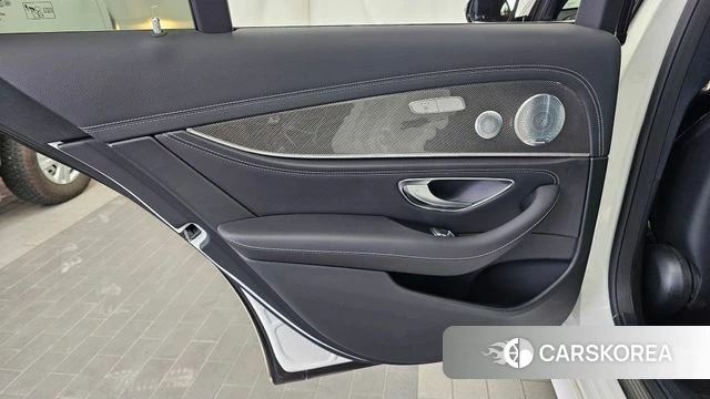 Mercedes-Benz E-Class W213 id 4836720 из Кореи 17