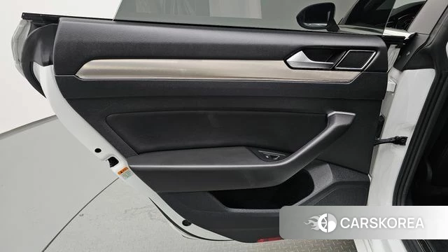Volkswagen Arteon id 4459150 из Кореи 17