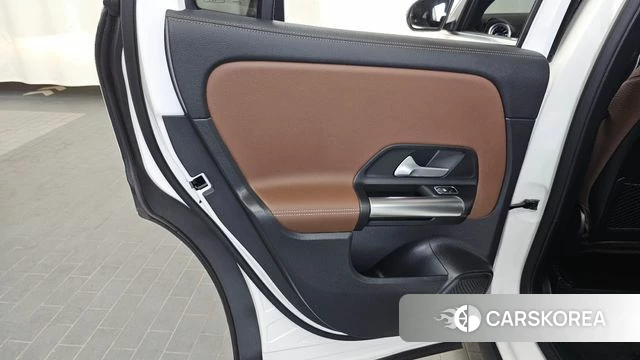 Mercedes-Benz GLA - Class H247 id 4528726 из Кореи 17