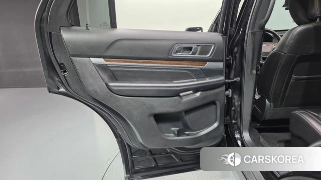 Ford Explorer id 4325730 из Кореи 17