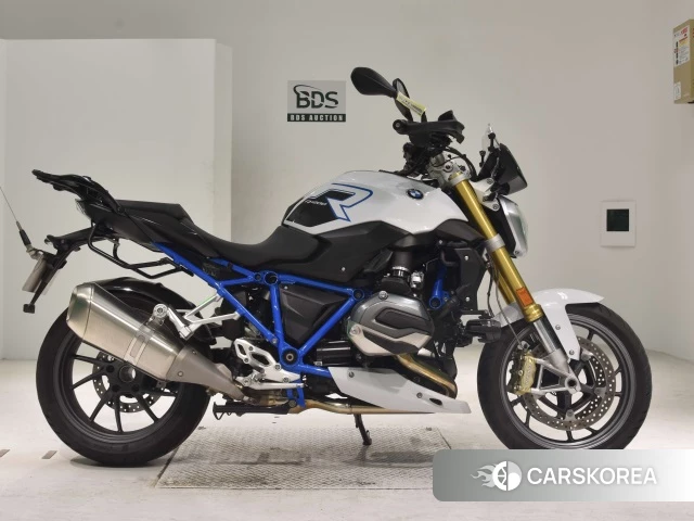 Проданный BMW R1200R 2017 из Японии