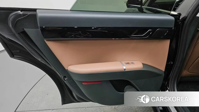 Hyundai Grandeur Hybrid (GN7) id 4280971 из Кореи 17