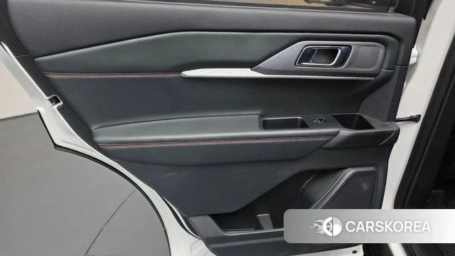 Ford Explorer 6th Generation id 4847417 из Кореи 17