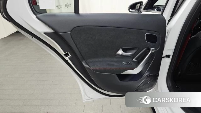 Mercedes-Benz A-Class W177 id 4681488 из Кореи 17