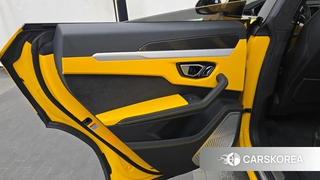 Lamborghini Urus id 4304630 из Кореи 17