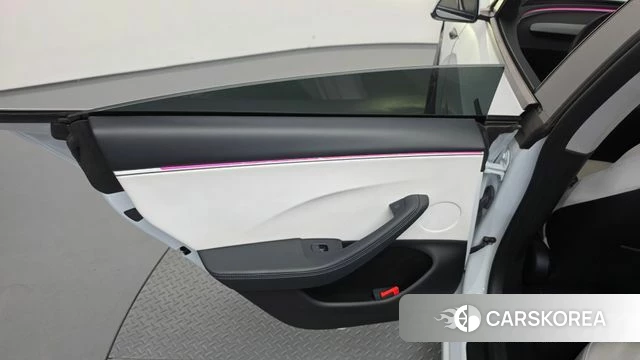 Tesla Model 3 id 4706337 из Кореи 17
