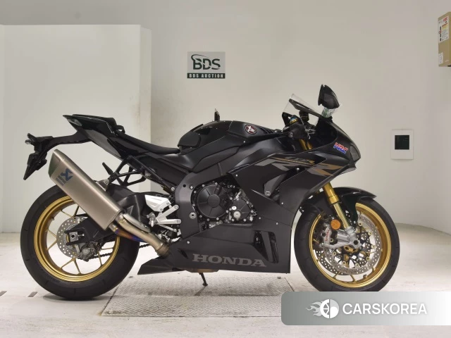 Проданный Honda CBR1000RR-R FIREBLADE SP 2024 из Японии