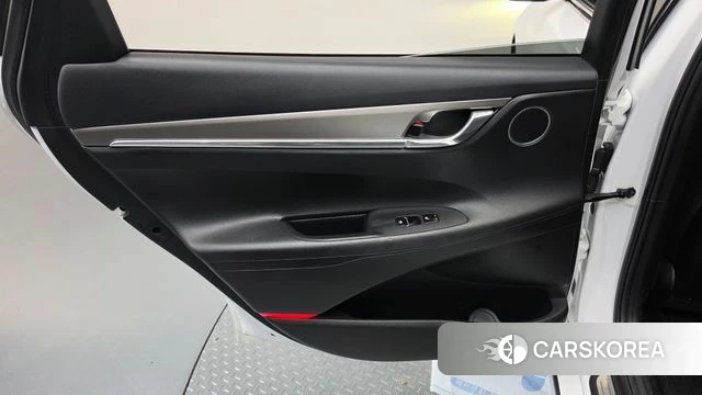 Hyundai The New Grandeur IG id 4693601 из Кореи 17