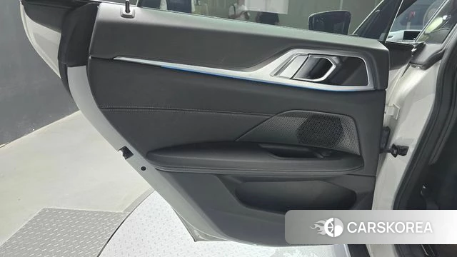 BMW i4 id 4929553 из Кореи 17