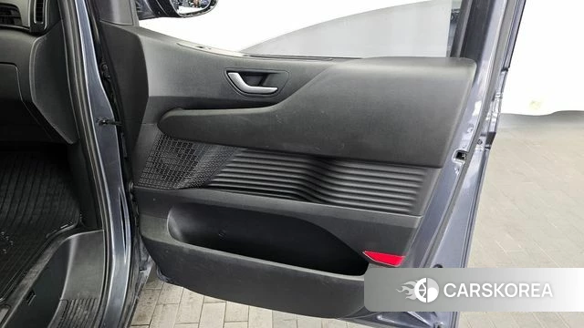 Hyundai Staria id 4556612 из Кореи 17