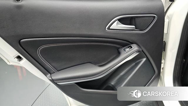 Mercedes-Benz GLA-Class X156 id 4371611 из Кореи 17