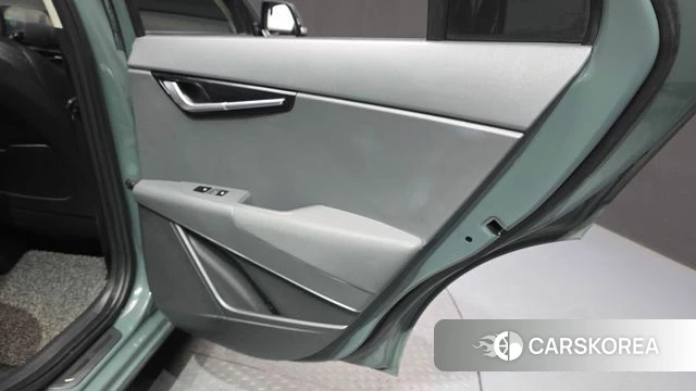 Kia Di Ol Nu Niro id 4592208 из Кореи 17